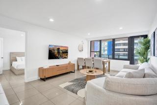 Coastal Condo with Resort Service Pools and Gym 407 - 5
