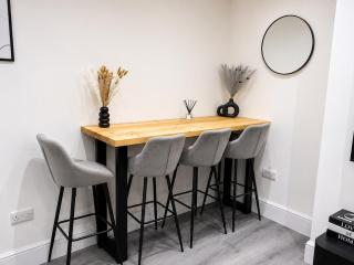 Cosy Modern 2BR Leeds City Stay Free Parking 1gb Wi-fi - 7