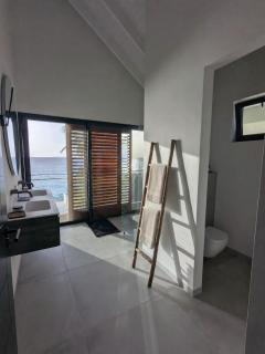 Oceanfront Villa with Private Pool - 4BR - 8
