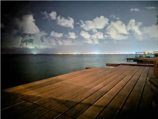 Oceanfront Villa - 4 Bedrooms, Private Pool & Direct Sea Access - Kralendijk - 4