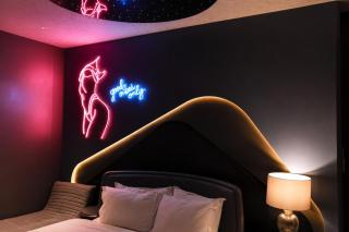 ENJOY HOTEL 2 - 2