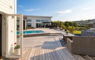 Gorgeous Home In Uddevalla With Private Swimming Pool, Can Be Inside Or Outside - 2