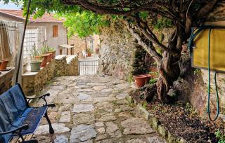 2 Bedroom Pet Friendly Home In Levigliani - 3