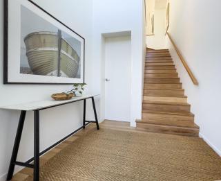 Stunning Views, Private Pool Near Hastings St - 6