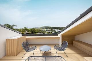 St Tropez 12 Haven with Water View & Pool - 9