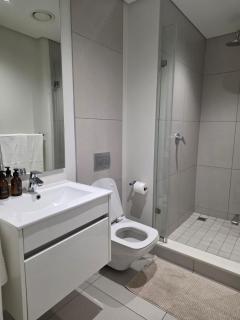 Ellipse Waterfall Luxury Apartment - 5