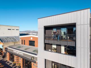 The Elements - Boutique City Escape - You will love, Max 6 Guest - 9