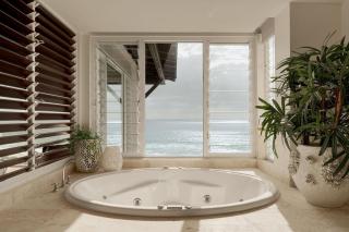 Oceanfront Retreat on Belmore - 8