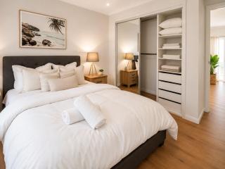Vale Street Apartments - 4