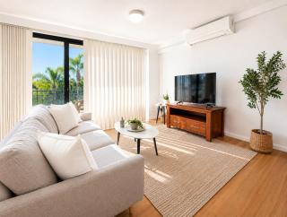 Vale Street Apartments - 3