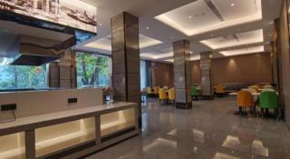 GreenTree Eastern Chongqing Yangjiaping Pedestrian Street Mixc Hotel - 5