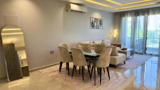 Luxury 2BR Apartment near Mall of Arabia - AEON - 3