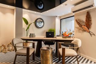 Looks Prive Suites - 4