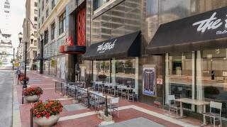 New Stylish Indy Apt -Perfect for Groups -3BR - 4