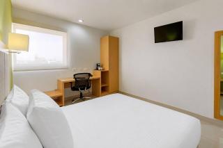 Sleep Inn Culiacan - 2