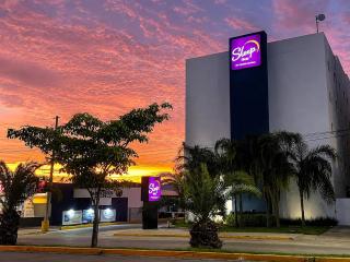 Sleep Inn Mazatlan - 8