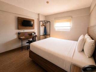 Sleep Inn Mazatlan - 3