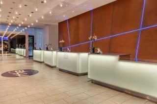 Radisson Blu Aqua Hotel, Chicago - 1