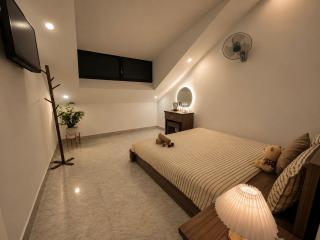 1 House 3 - 3