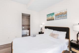 Sky-High 2BR/2BA Condo | Best City Views+Parking - 9