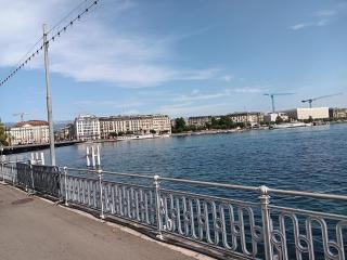 Short-term ApartHotel Large Suite 2-4 guests - 7