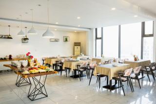Diamond Pearl Hotel ,Phnom Penh,Royel Palace, Mekong RIver,Swimming Pool - Phnom Penh - 6
