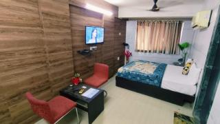 Hotel Vatsalya - 2