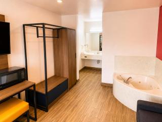 Rose Park Inn & Suites I-10 East San Antonio - 1