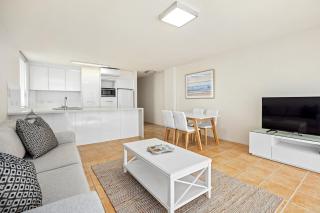 Fairshore 28 Beachfront Escape - 6