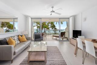 Fairshore 12: Absolute Beachfront, Direct Beach & Pool Access - 6
