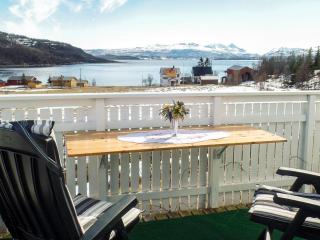 4 person holiday home in Skatvik-By Traum - 4