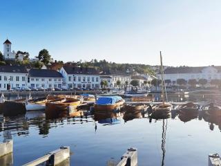 5 person holiday home in Risør-By Traum - 5