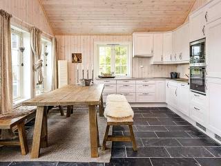4 star holiday home in Fåvang - Favang - 1