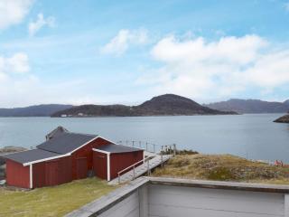 6 person holiday home in Sandhornøy - 6