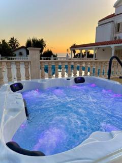 6-Bedroom Seaside Villa with Private Pool & Hot Tub - Ayia Napa - 4
