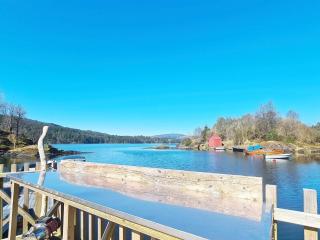 5 person holiday home in LONEVÅG-By Traum - 6