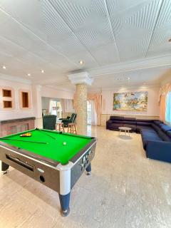 6-Bedroom Seaside Villa with Private Pool & Hot Tub - Ayia Napa - 3