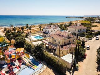 6-Bedroom Seaside Villa with Private Pool & Hot Tub - Ayia Napa - 8