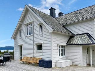 9 person holiday home in Åram - Sandvik - 0