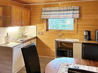 4 person holiday home in Lysøysundet -  - 4
