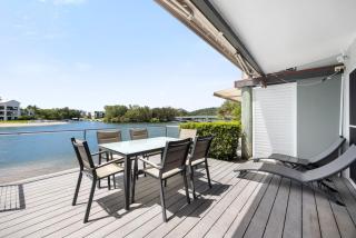 Driftwood 6 Private Beach Stay - 6