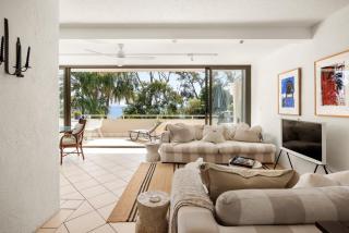Cove Point 1, Artful Coastal Escape Revamped - 2
