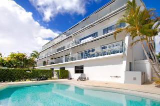 Commodore 5 Modern Waterfront - 4