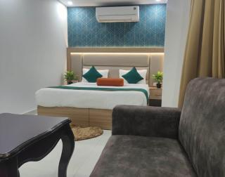 Hotel Decent Suites Entrance - Near International Airport - 8