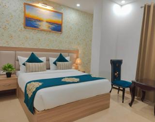 Hotel Decent Suites Entrance - Near International Airport - 6