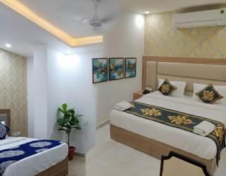 Hotel Decent Suites Entrance - Near International Airport - 2