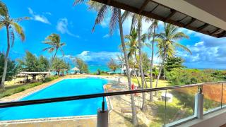 3BR Mtwapa Beachfront Ocean View & Pool - 5