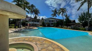 3BR Mtwapa Beachfront Ocean View & Pool - 0