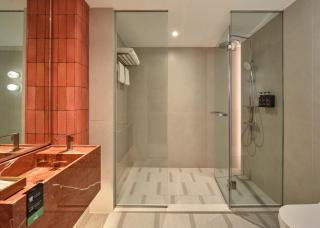 Muang Phol Hotel Bangkok Siam - Newly Renovated - 1