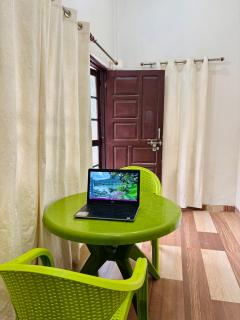 Lake View Homestay - 5